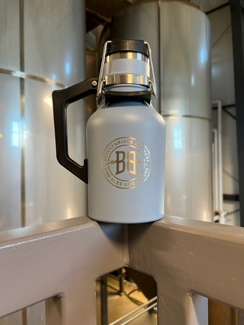 Load image into Gallery viewer, 64oz Drink Tank Growler- 2 colors available
